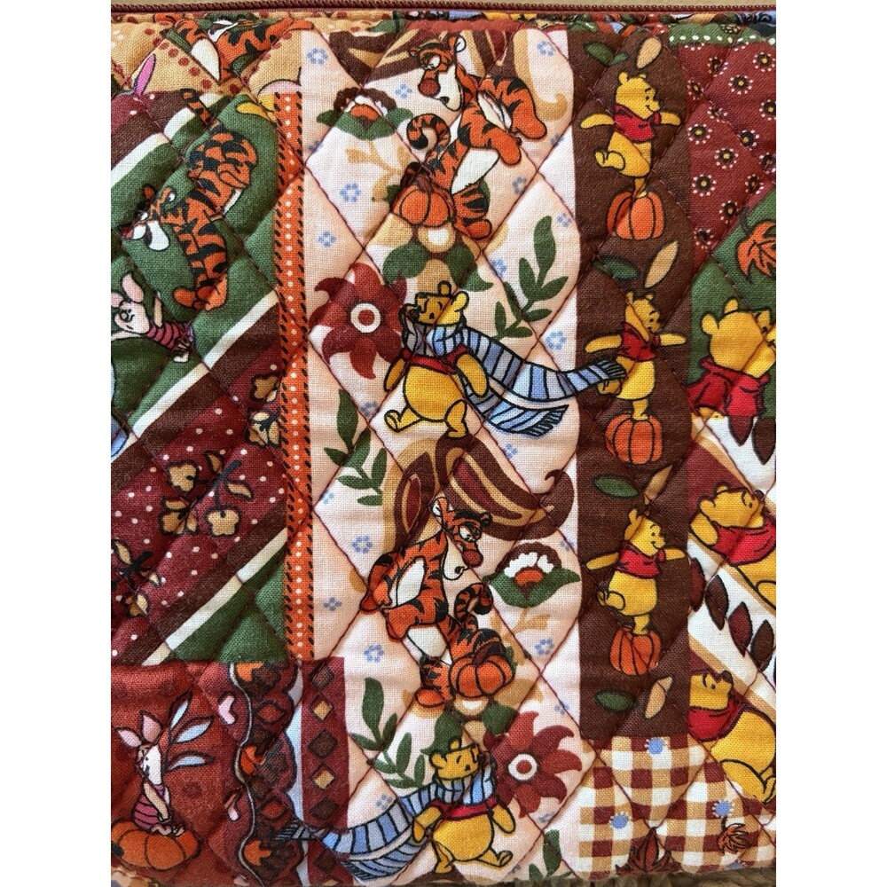 Vera Bradley Disney Winnie The Pooh Autumn Adventure Large Hipster bag crossbody - Picture 2 of 4